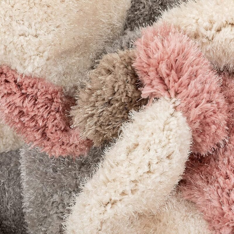 Dollivo Shaggy Carpet & Rug - Triangle Black Mix
