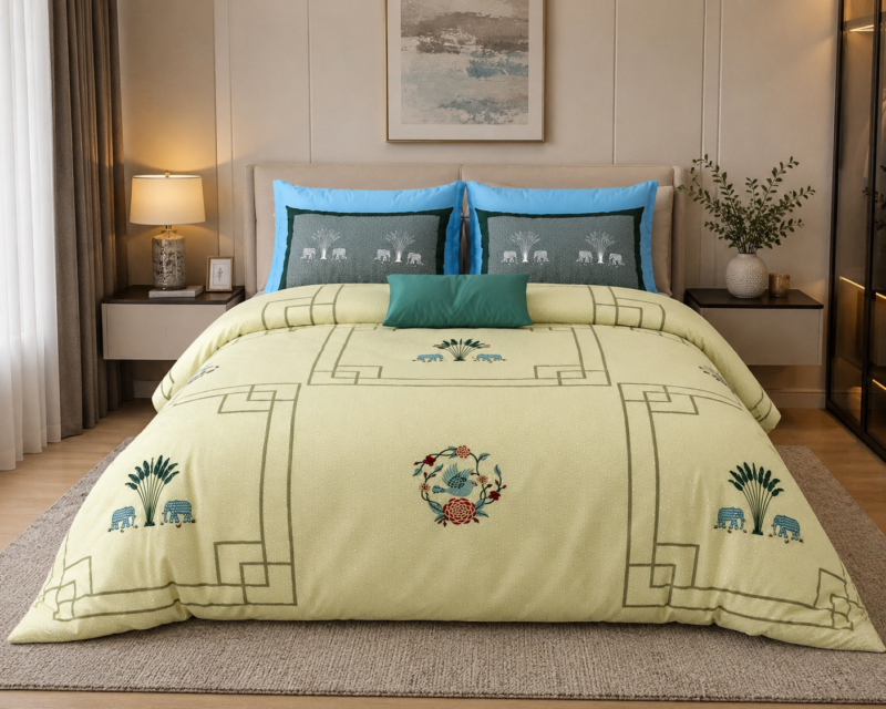 MILKY WHITE Premium Cotton Super King Size Bedsheet set with 2 Pillow Covers | 220 TC Heavy Weight Pure Cotton | Soft, Breathable & Skin-Friendly | Size 108 x 108 Inches |